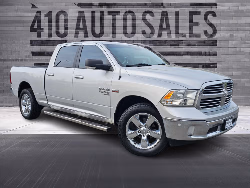 2019 RAM 1500 Classic Big Horn 4x4 Crew Cab 6'4's photo