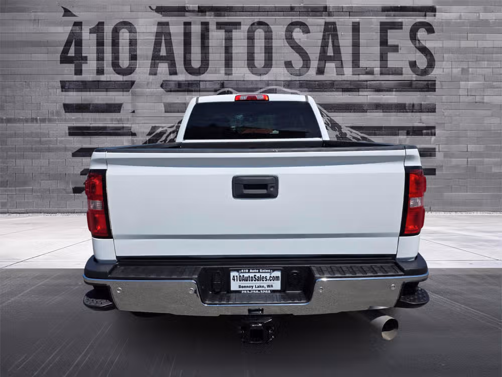 2019 GMC Sierra 2500HD SLT Lower Image 2