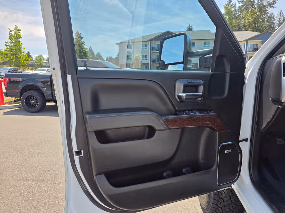 2019 GMC Sierra 2500HD SLT Image 22