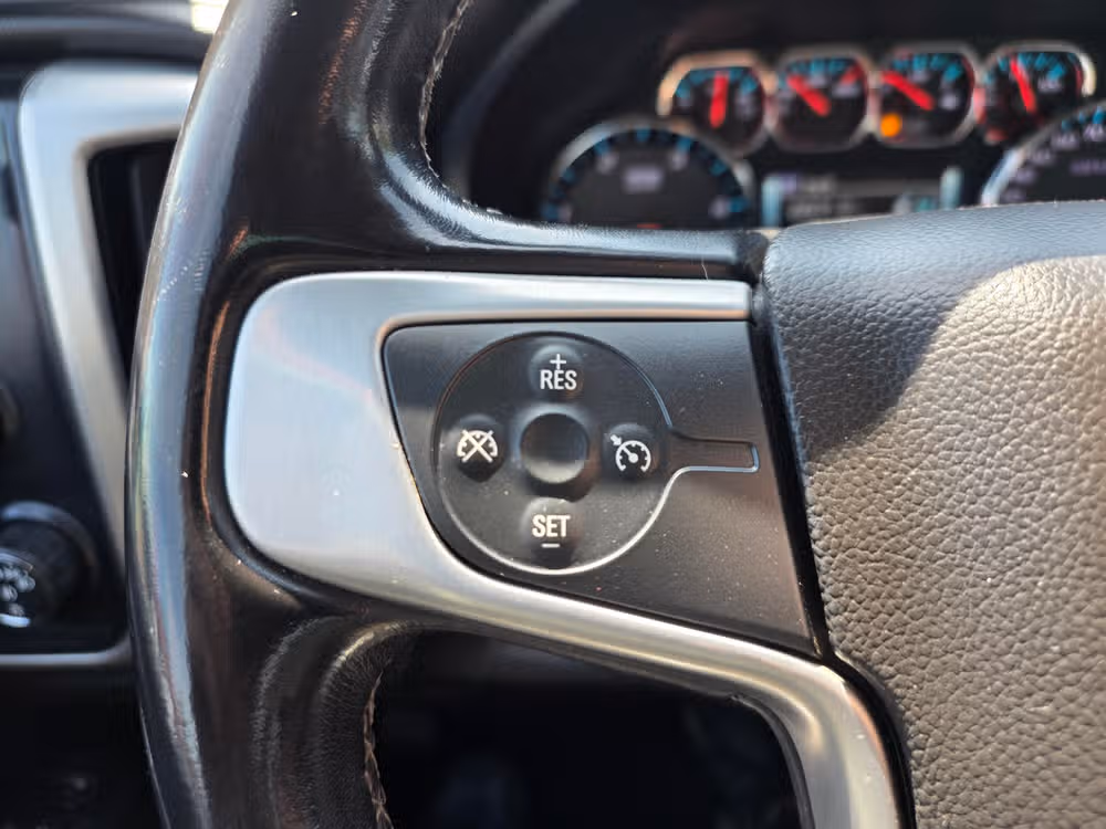 2019 GMC Sierra 2500HD SLT Image 19