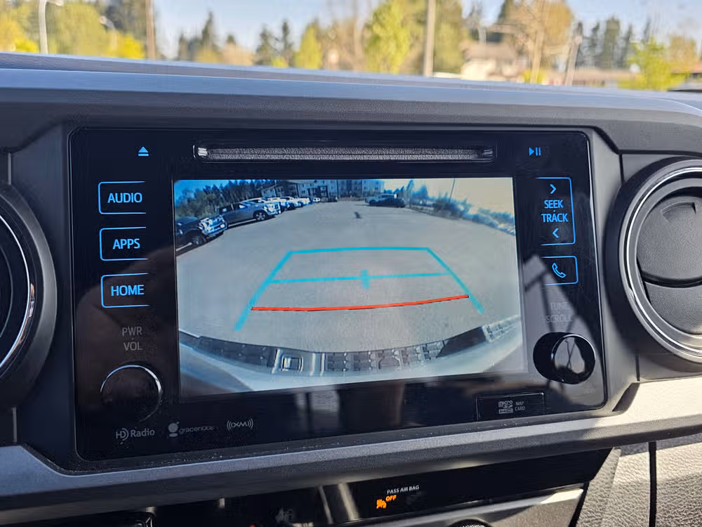 2018 Toyota Tacoma TRD Off-Road Image 19