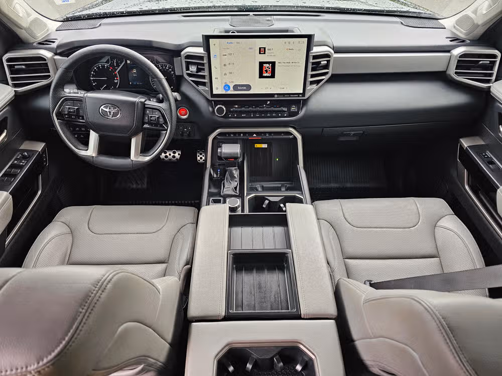 2022 Toyota Tundra Limited Image 13