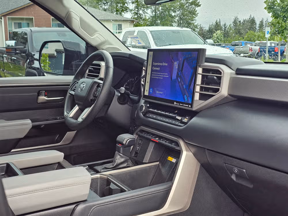 2022 Toyota Tundra Limited Image 35