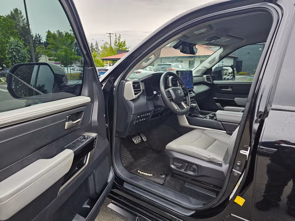 2022 Toyota Tundra Limited Image 28