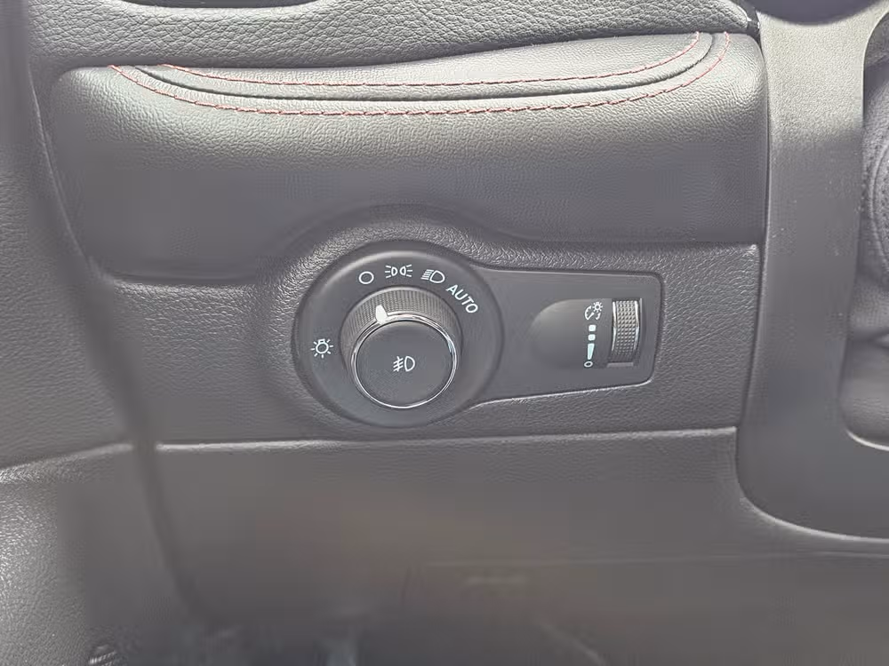 2021 Dodge Durango R/T Image 27