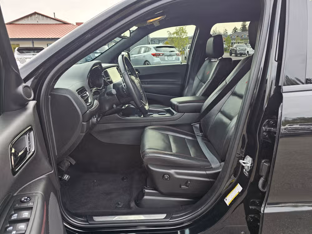 2021 Dodge Durango R/T Image 30