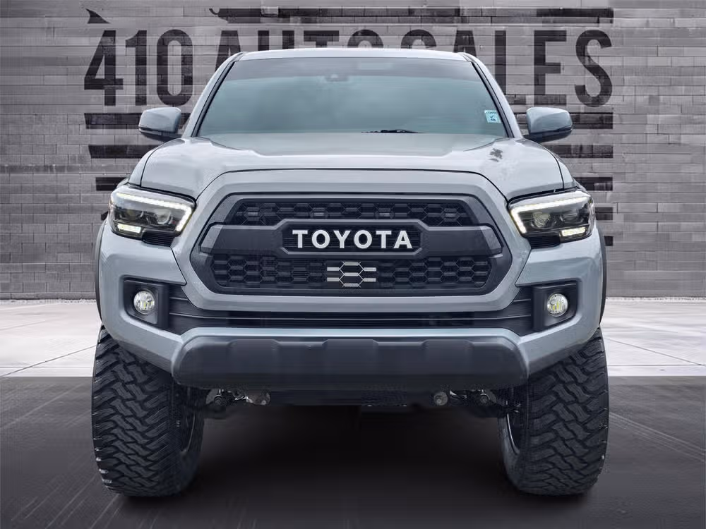 2018 Toyota Tacoma TRD Off-Road Image 5