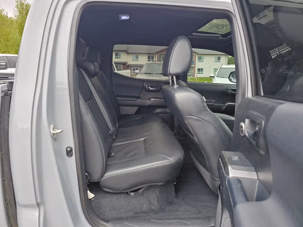 2018 Toyota Tacoma TRD Off-Road Image 34