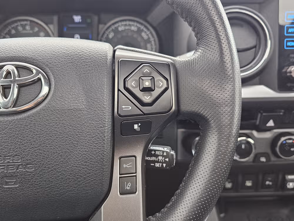 2018 Toyota Tacoma TRD Off-Road Image 27