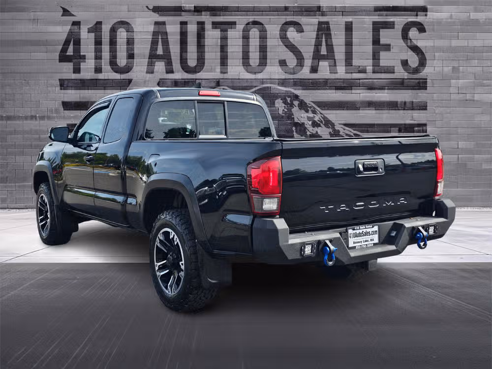 2019 Toyota Tacoma TRD Off-Road Image 8