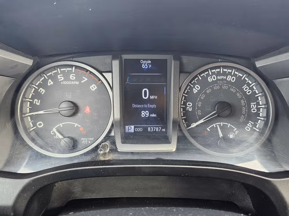 2019 Toyota Tacoma TRD Off-Road Image 15