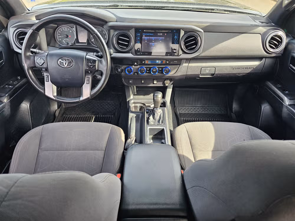 2019 Toyota Tacoma TRD Off-Road Image 13
