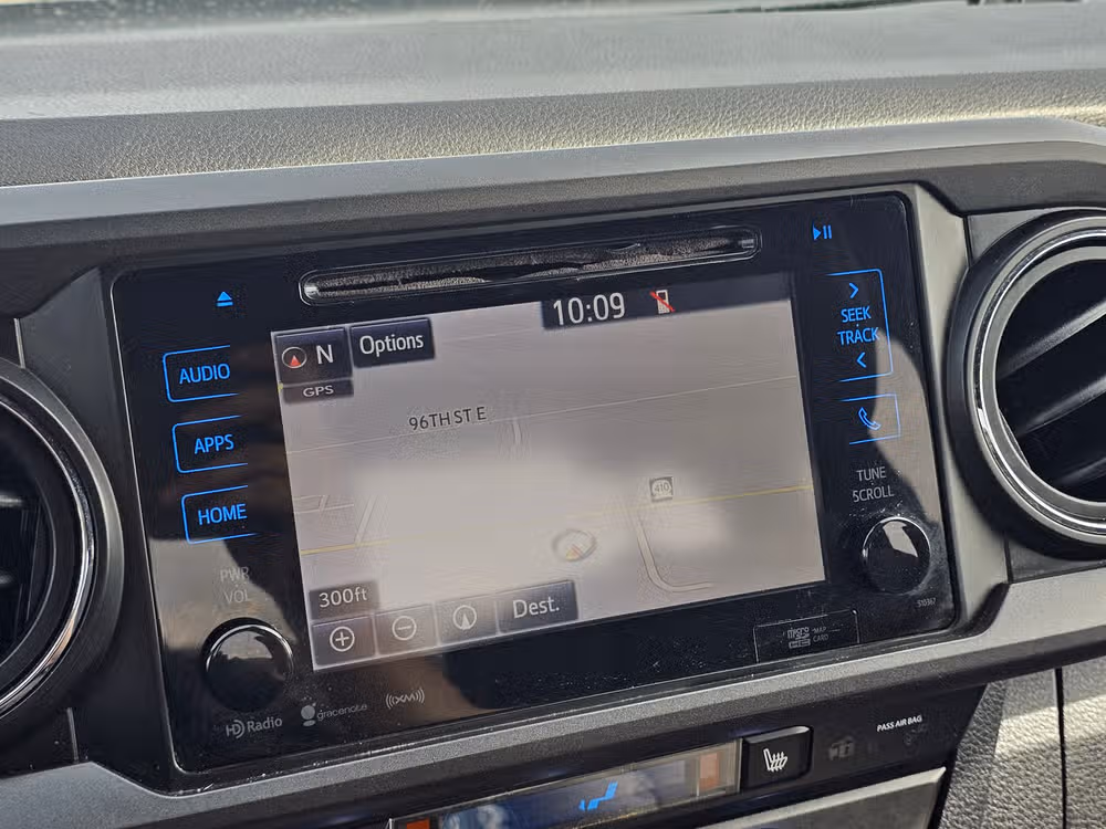 2019 Toyota Tacoma TRD Off-Road Image 18