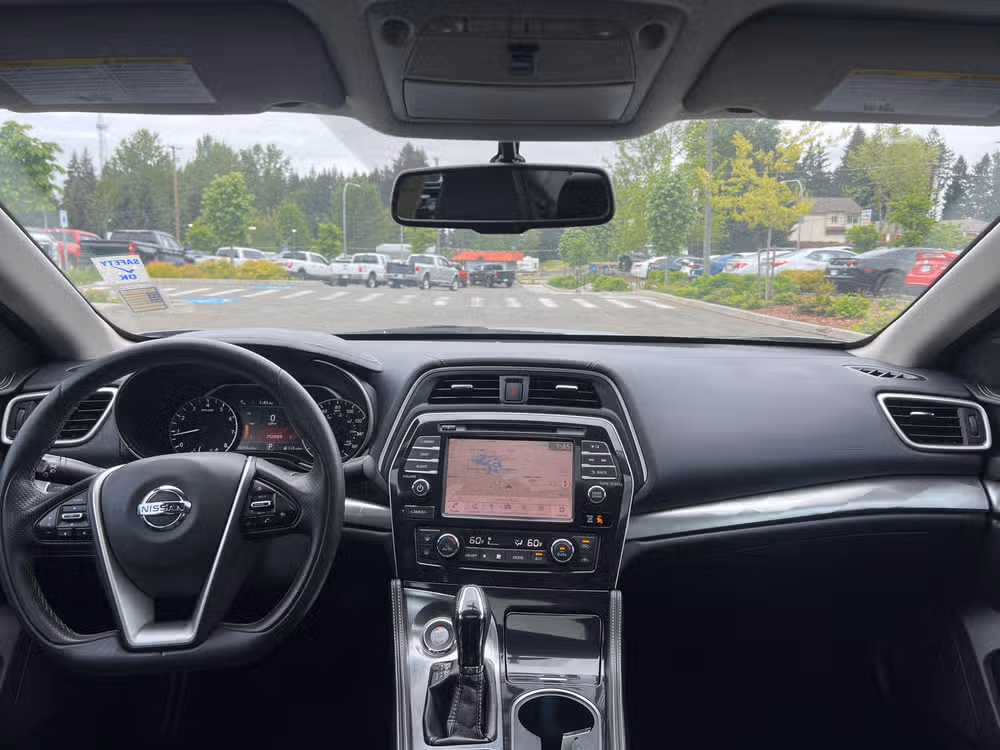 2019 Nissan Maxima 3.5 SV Image 10