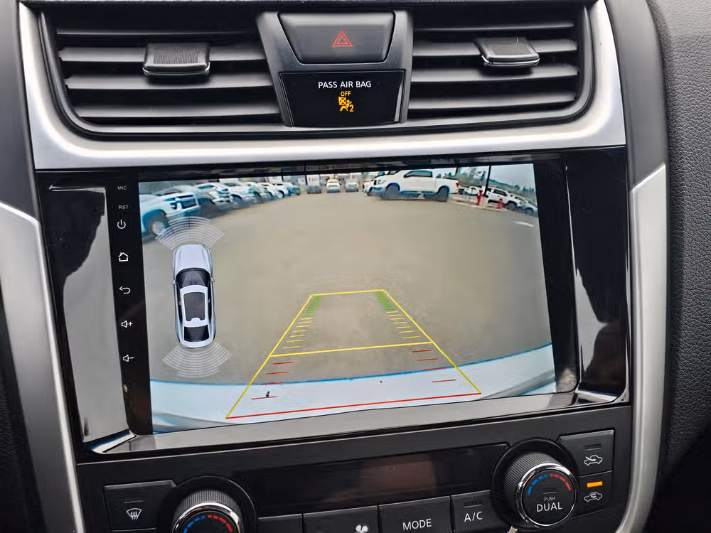2017 Nissan Altima 2.5 SV Image 18