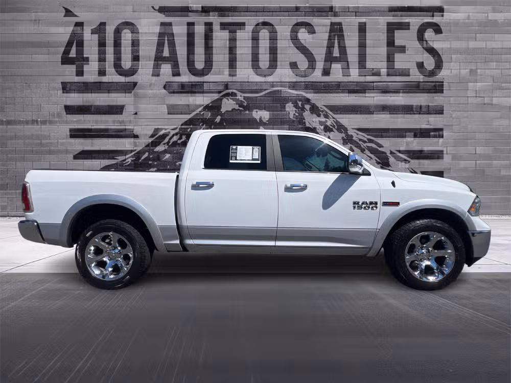 2018 Ram 1500 Laramie Crew Cab Lower Image 1