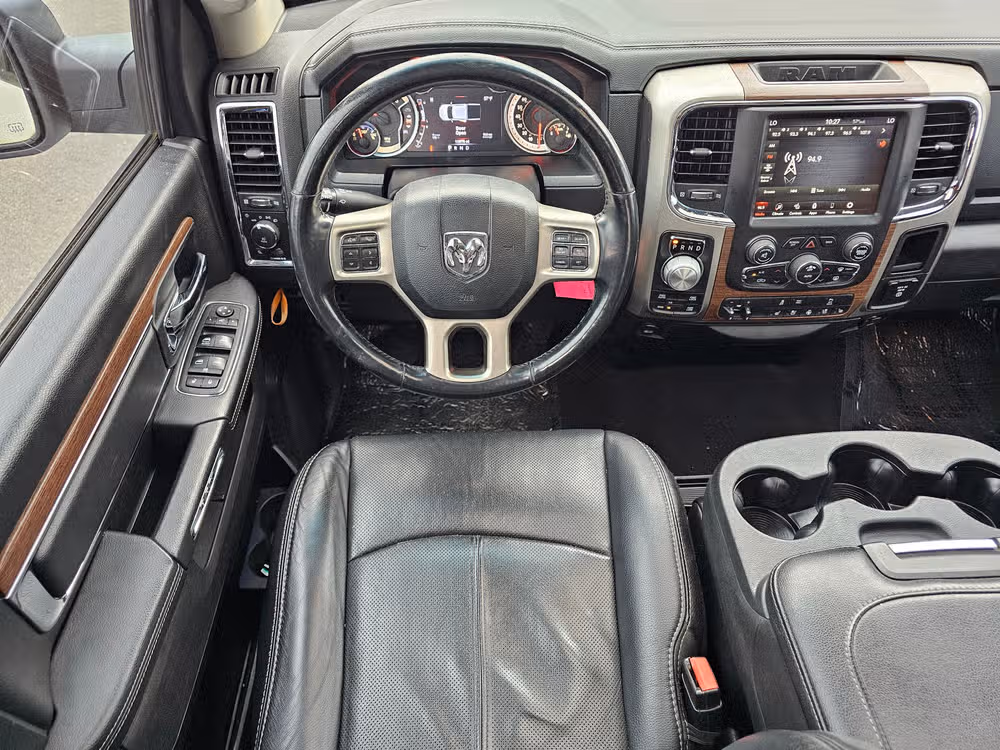2018 Ram 1500 Laramie Crew Cab Image 16