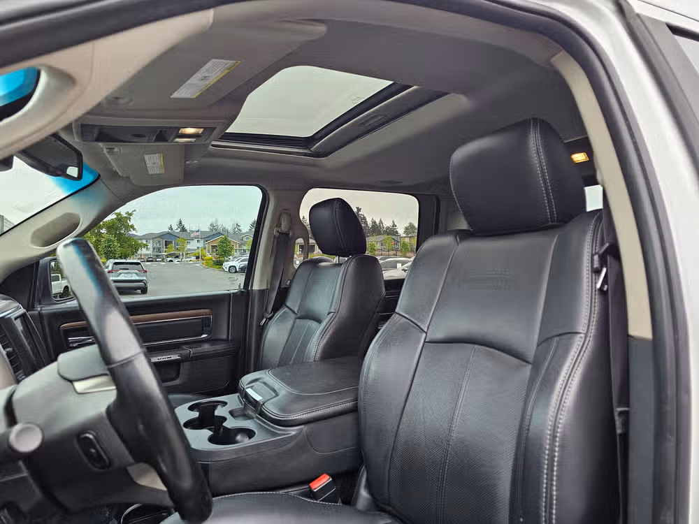 2018 Ram 1500 Laramie Crew Cab Image 25