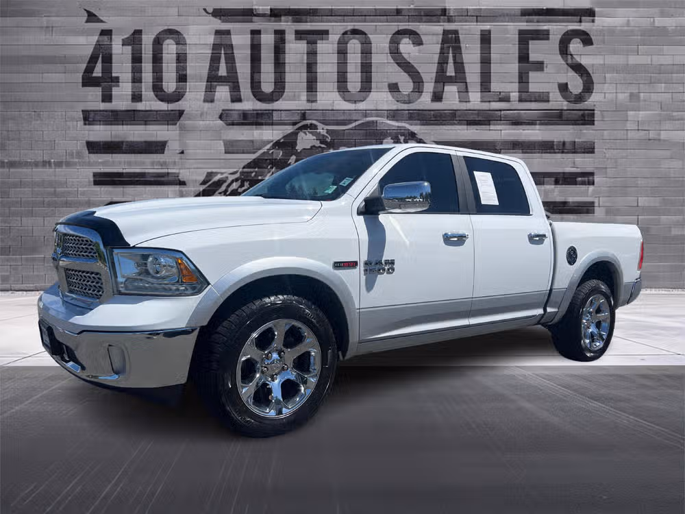 2018 Ram 1500 Laramie Crew Cab Image 6