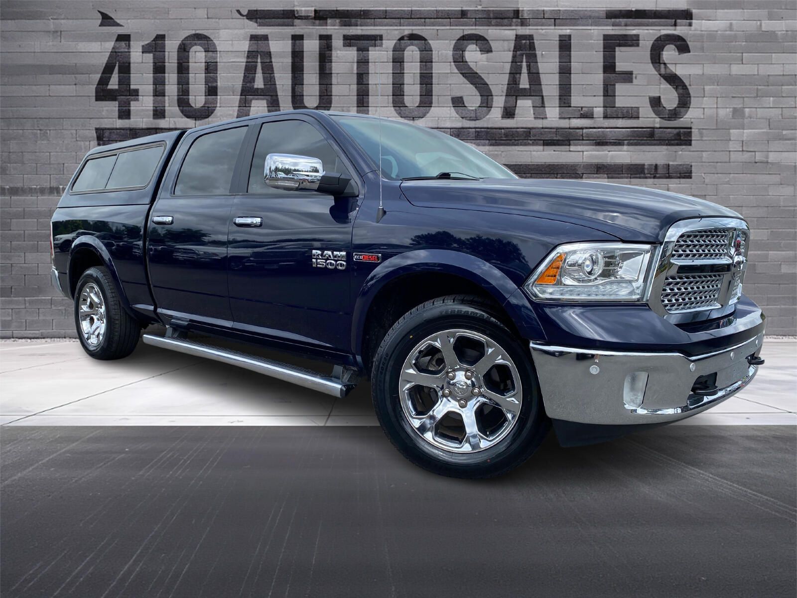 2018 RAM 1500 Laramie 4x4 Crew Cab 6'4's photo