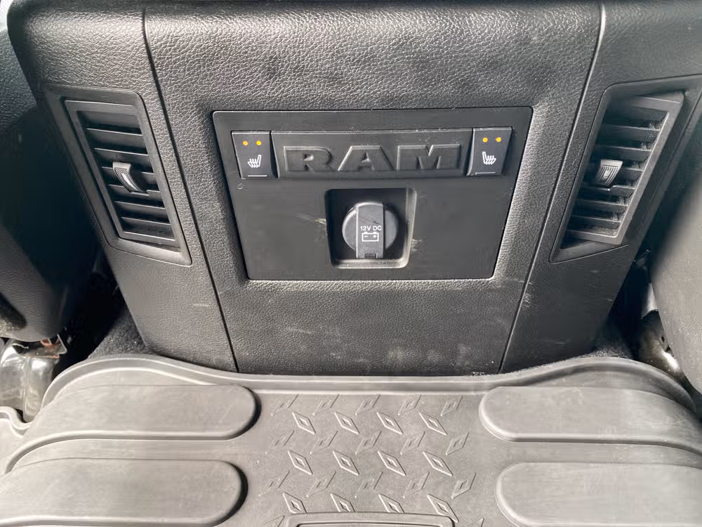 2018 Ram 1500 Laramie Eco Diesel Long Bed *MUST SEE* Image 27