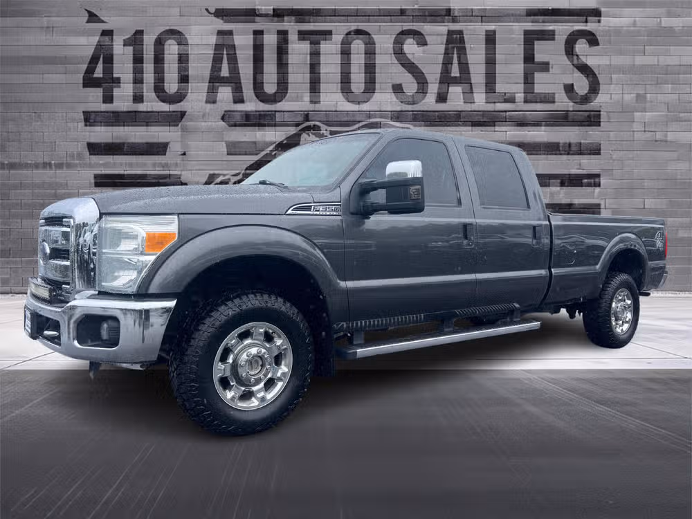 2015 Ford F-350 Super Duty XLT Crew Cab Image 6