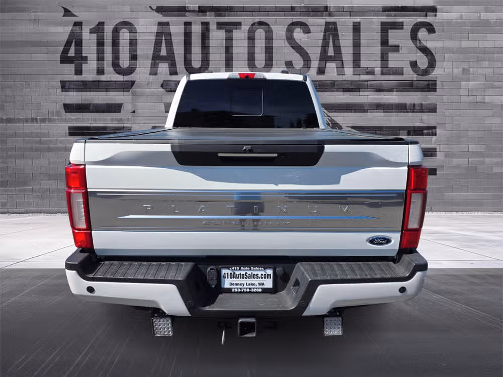 2020 Ford F-350 Super Duty Platinum Crew Cab Lower Image 2