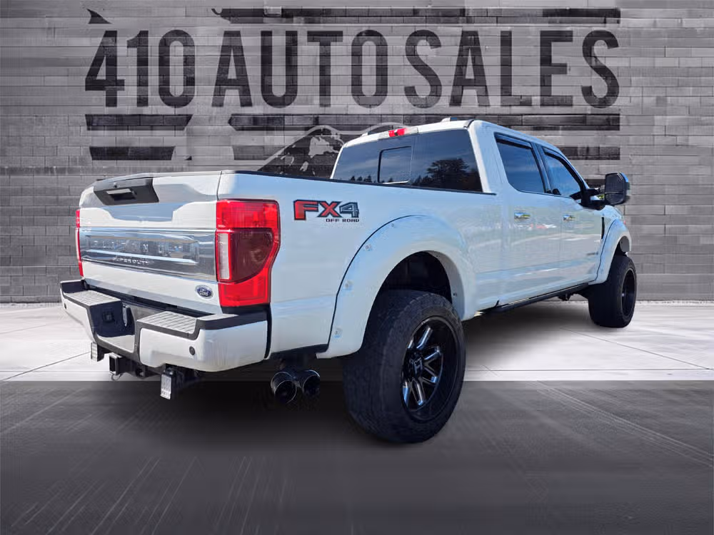 2020 Ford F-350 Super Duty Platinum Crew Cab Image 3