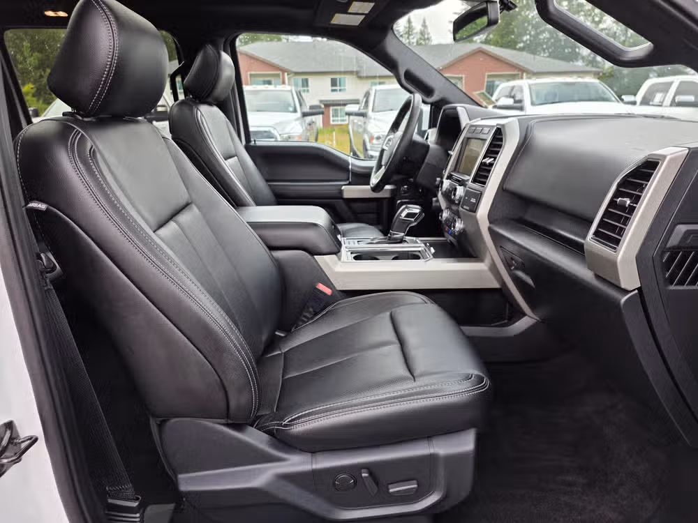 2020 Ford F-150 Lariat SuperCrew Image 28