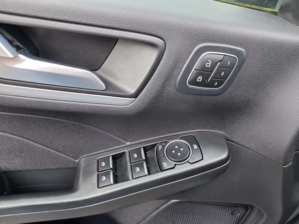 2023 Ford Escape Platinum Image 22