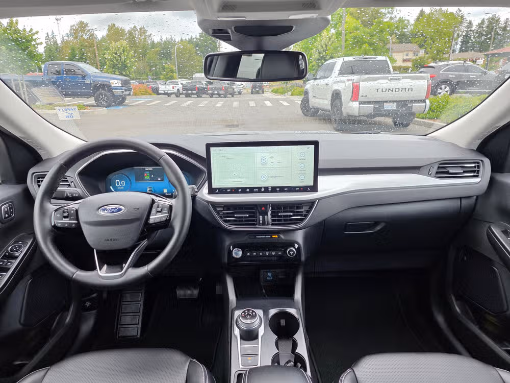 2023 Ford Escape Platinum Image 10