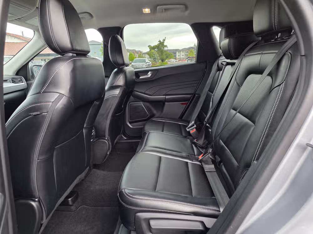 2023 Ford Escape Platinum Image 24