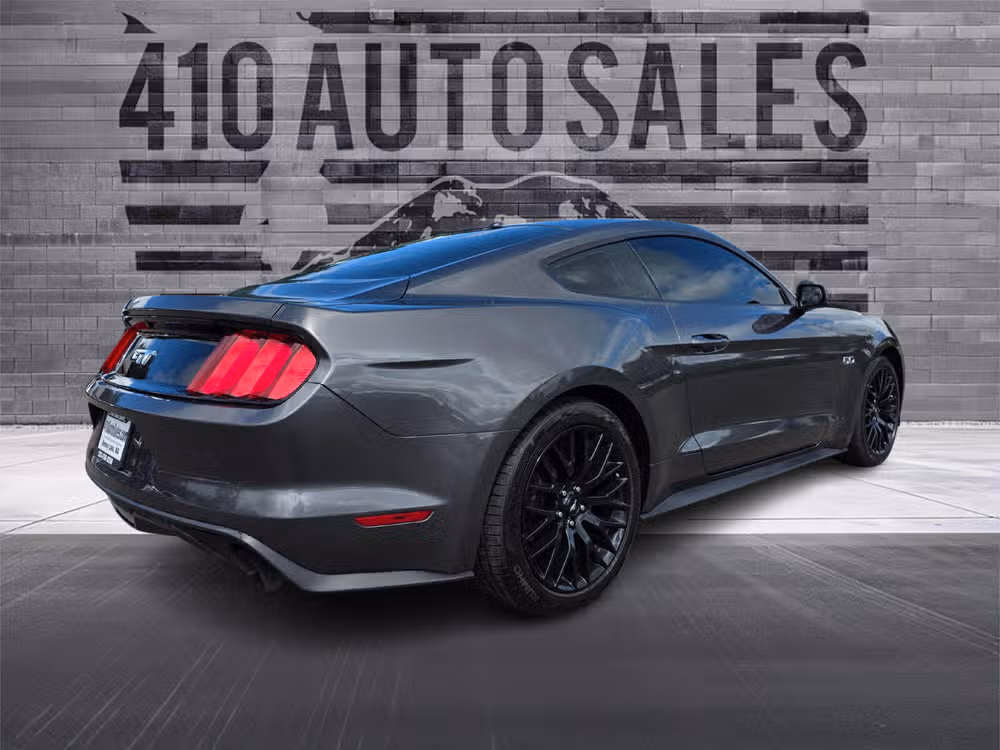 2015 Ford Mustang GT Premium Image 3