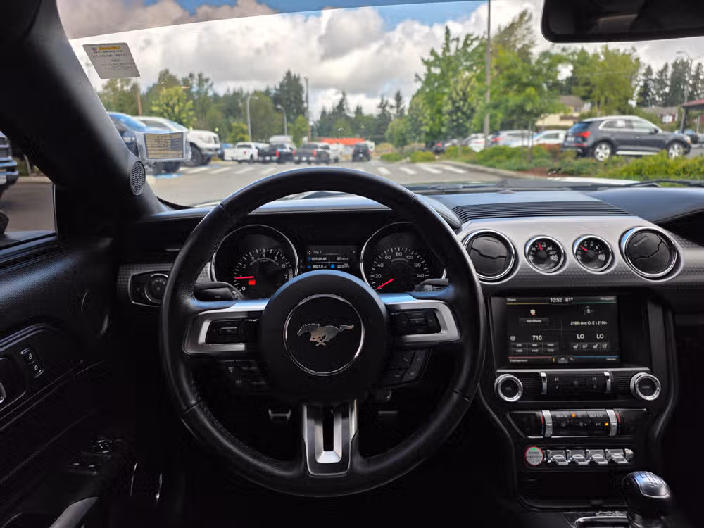 2015 Ford Mustang GT Premium Image 12