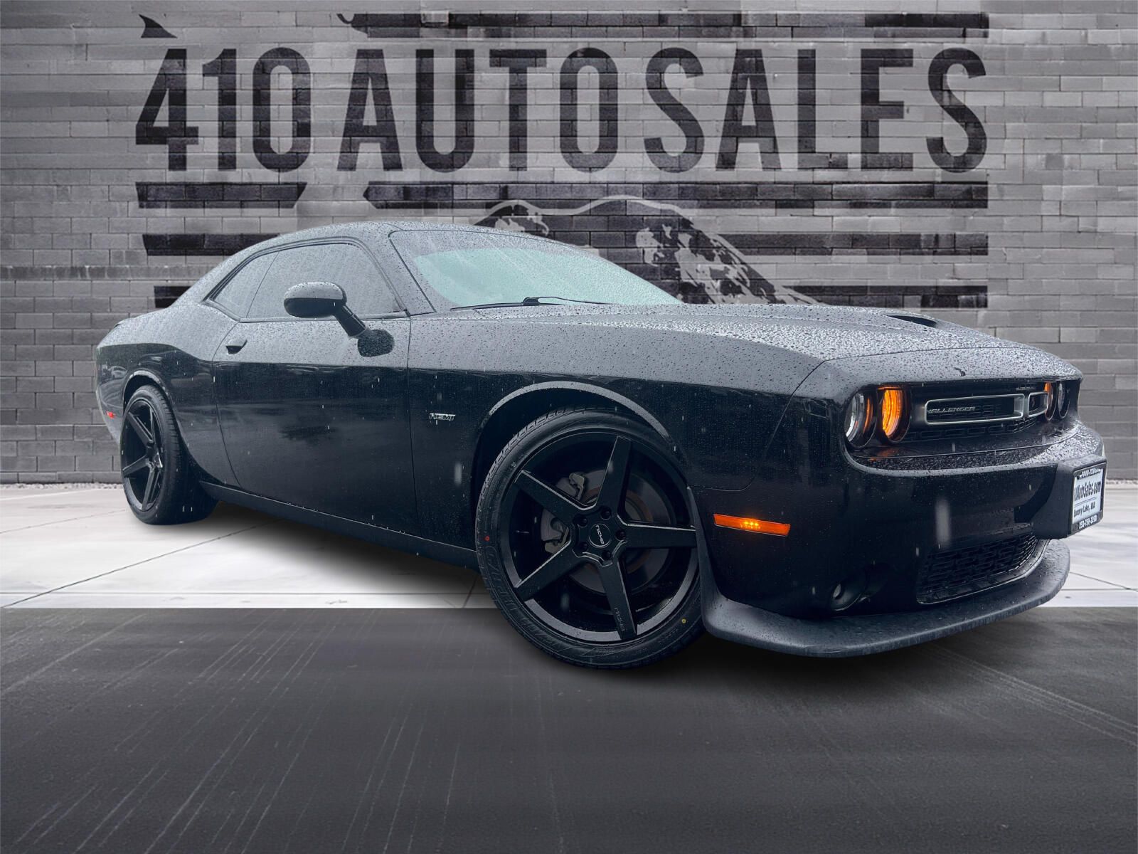 2019 Dodge Challenger R/T's photo