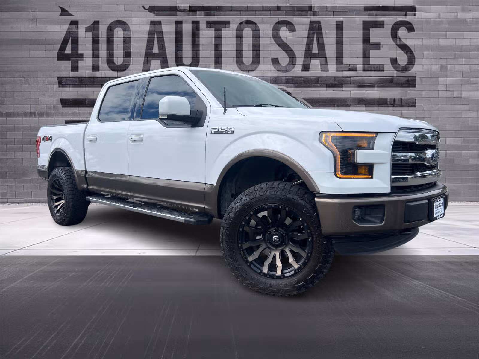 2015 Ford F-150 Lariat SuperCrew Upper Image 1