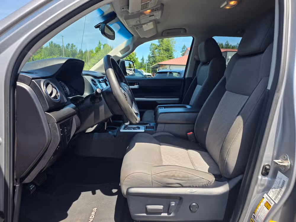 2014 Toyota Tundra SR5 Double Cab Image 21