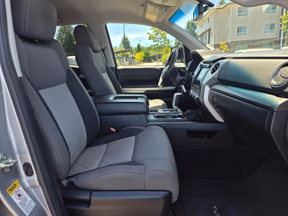 2014 Toyota Tundra SR5 Double Cab Image 24