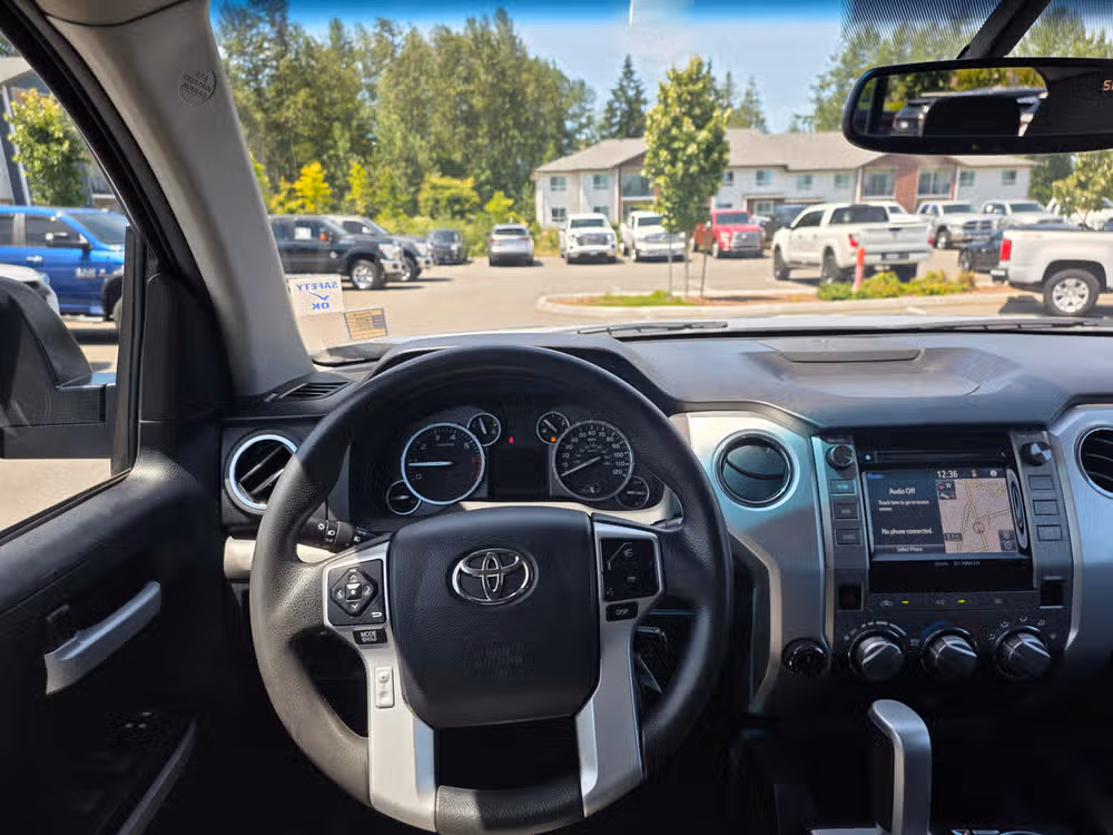 2014 Toyota Tundra SR5 Double Cab Image 11
