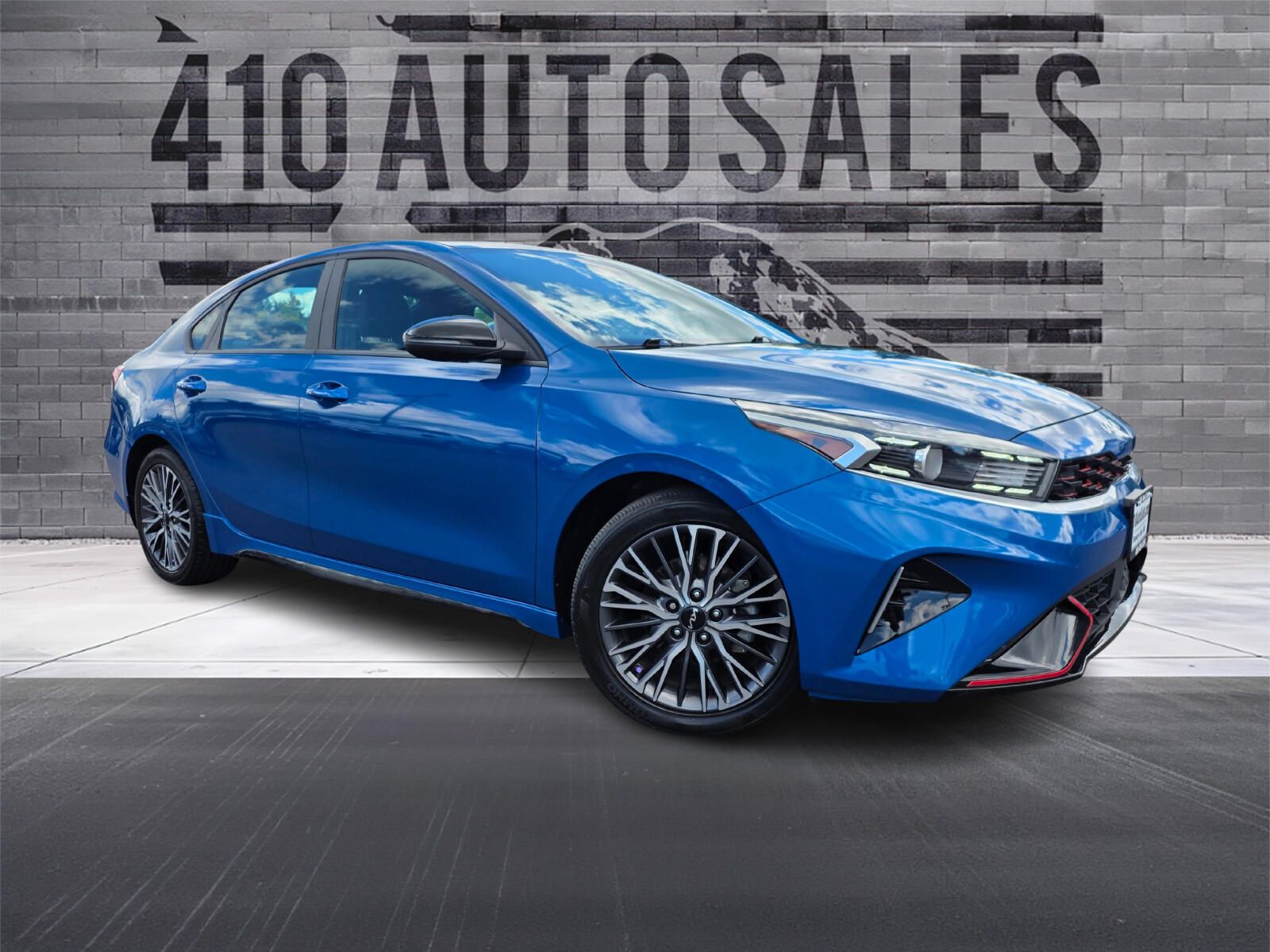 2023 Kia Forte GT-Line AT's photo