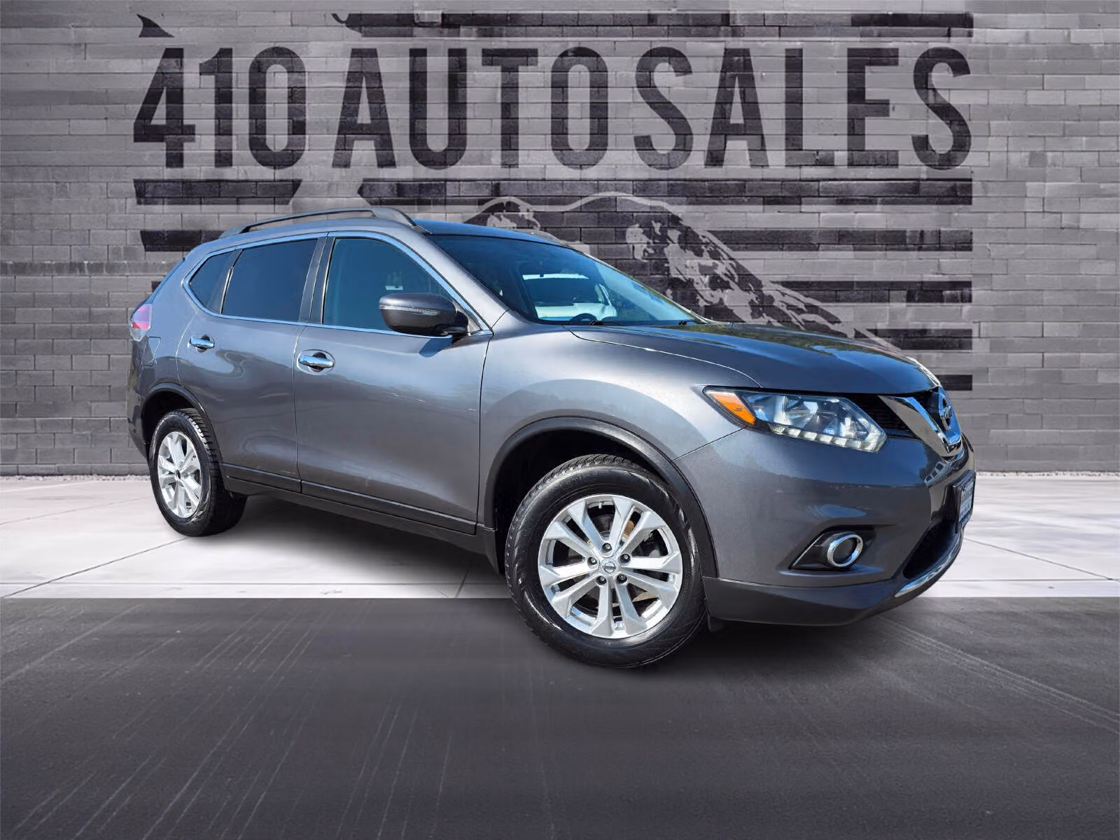2015 Nissan Rogue SV Crossover Upper Image 1