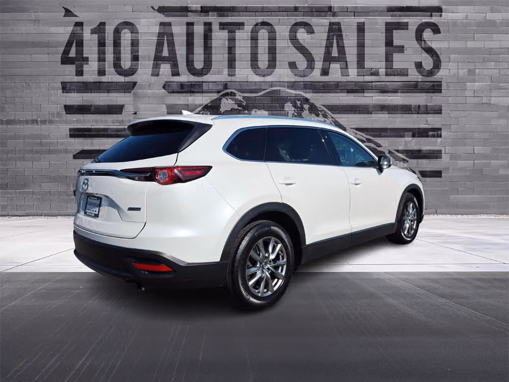 2018 Mazda CX-9 Touring Lower Image 1