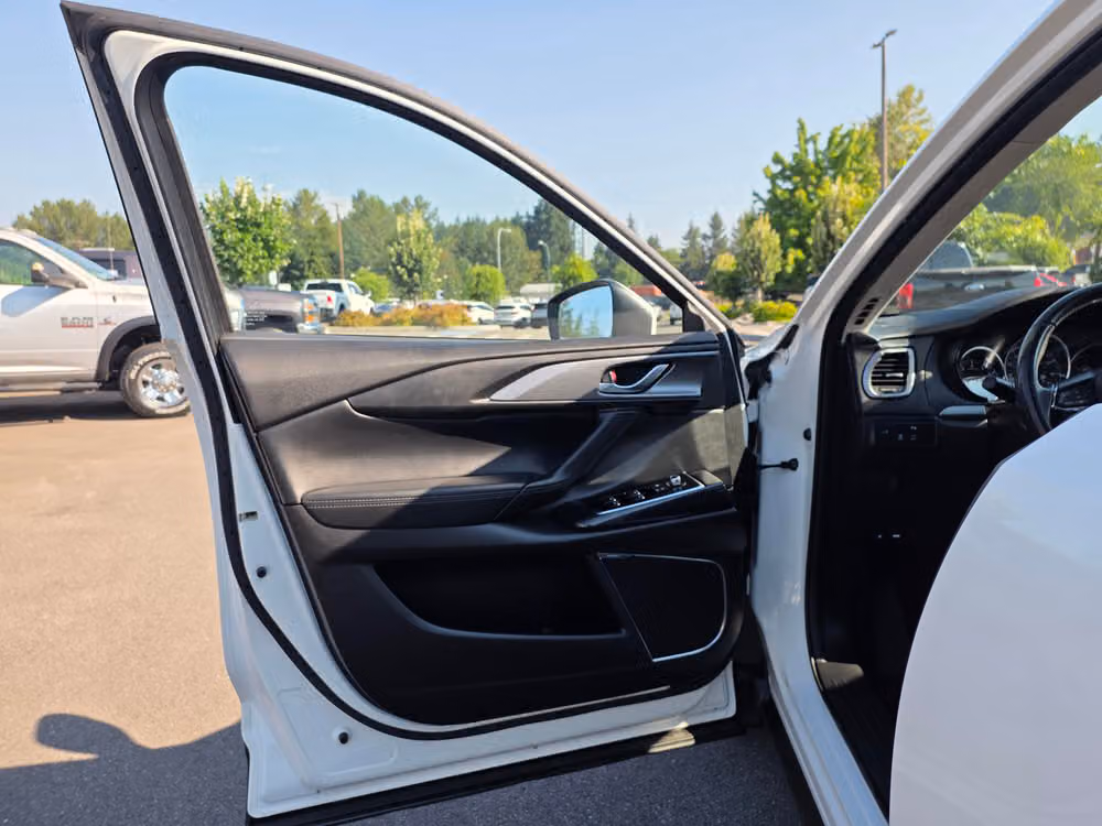 2018 Mazda CX-9 Touring Image 24