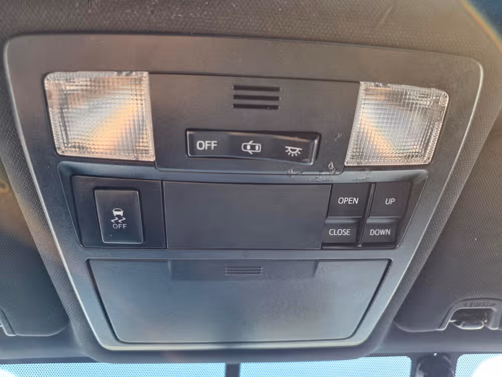 2016 Toyota Tacoma Double Cab TRD Sport Image 20