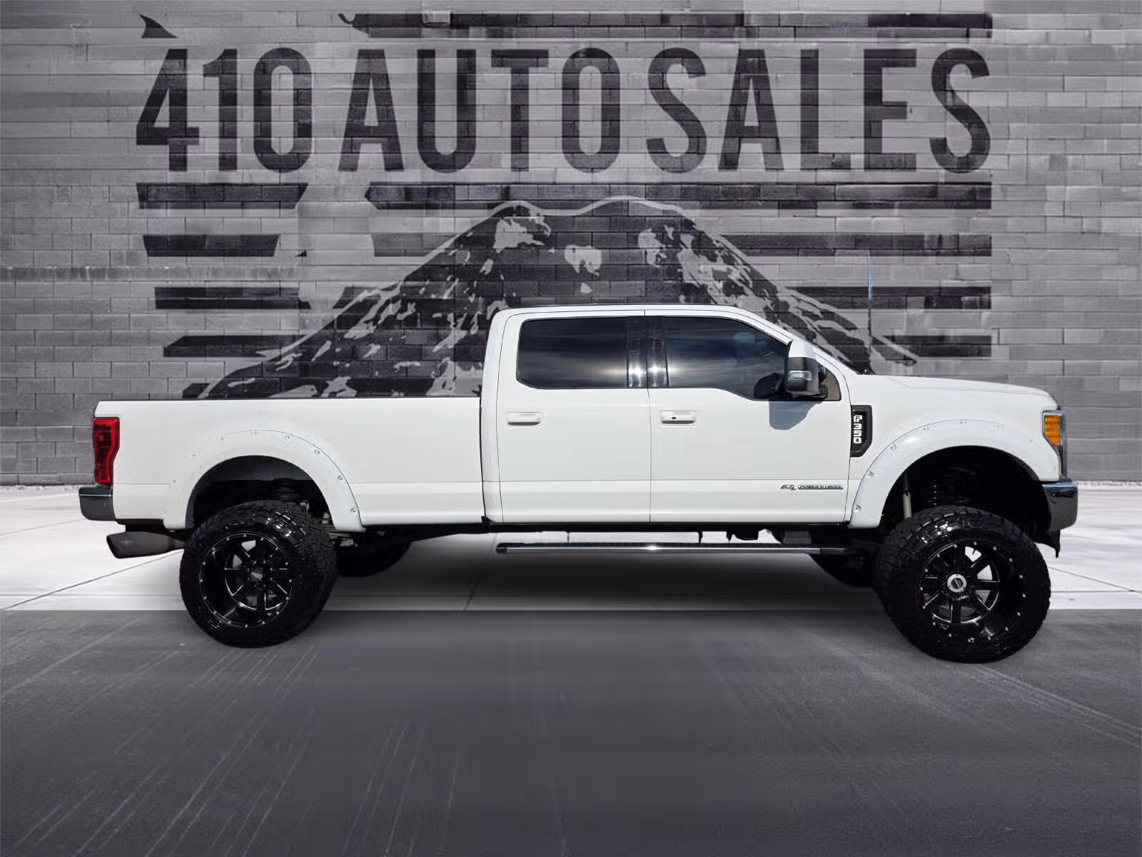 2017 FORD F-350 LARIAT *LONG BED* Upper Image 2