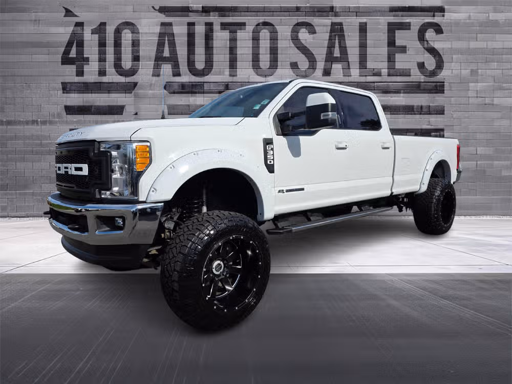 2017 FORD F-350 LARIAT *LONG BED* Image 6