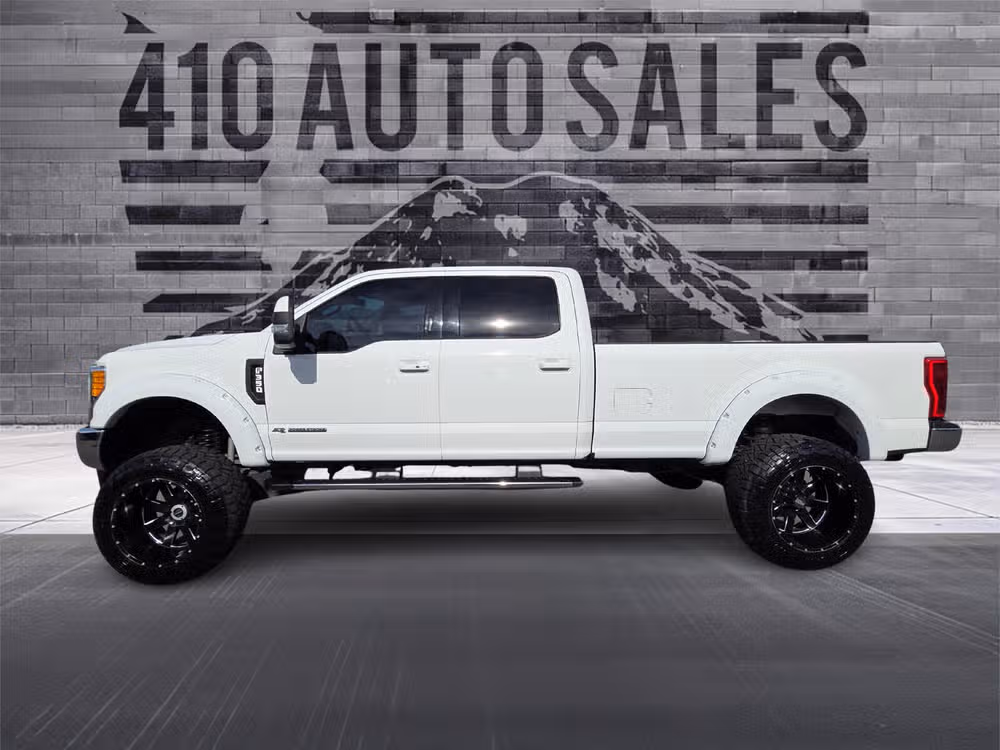 2017 FORD F-350 LARIAT *LONG BED* Image 7