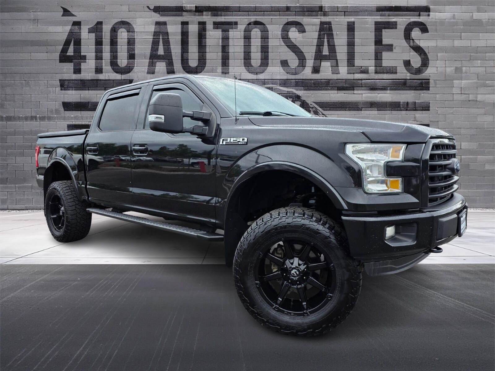 2015 Ford F-150 XL 4x4 SuperCrew 145-in's photo