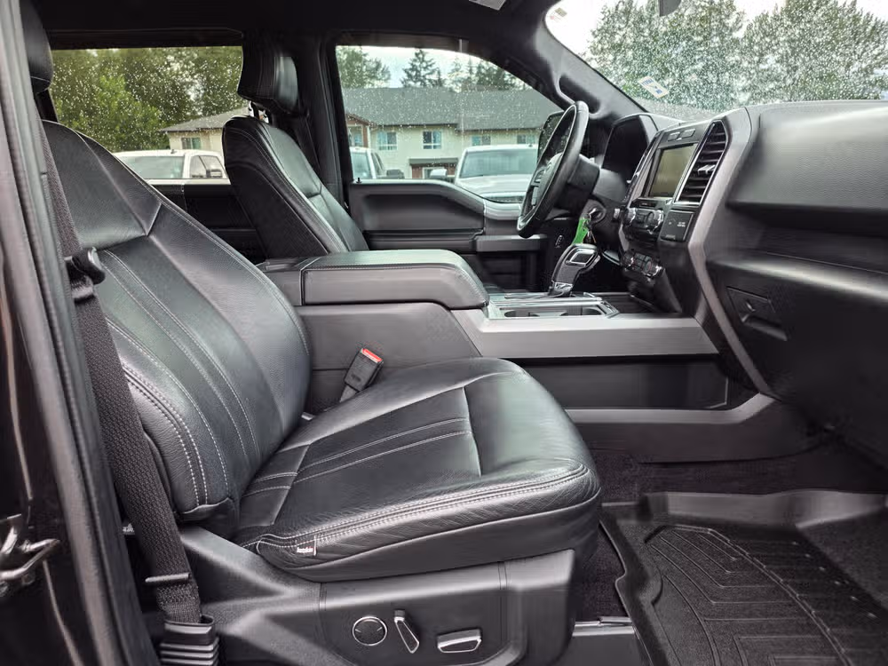 2015 Ford F-150 XLT SuperCrew Image 27