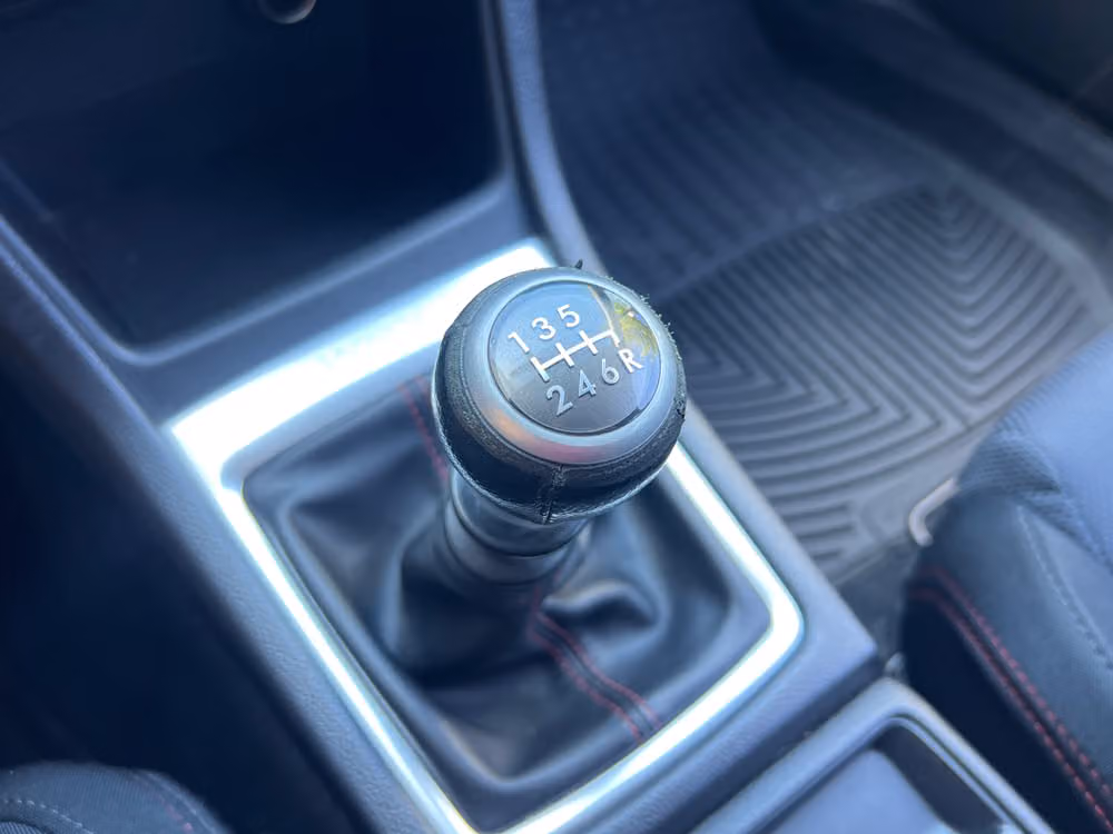 2015 Subaru WRX Image 16